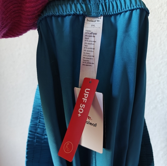 NWT BALEAF scrubs/outdoor pants - Picture 2 of 7